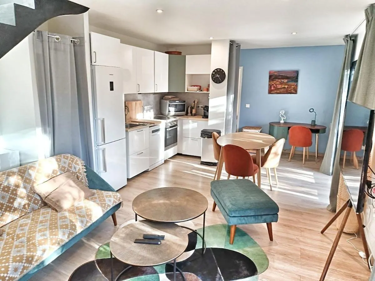 Villa Au Sommer Des Ocres Et Des Bois - Maison T3 & Parking Roussillon en Isere